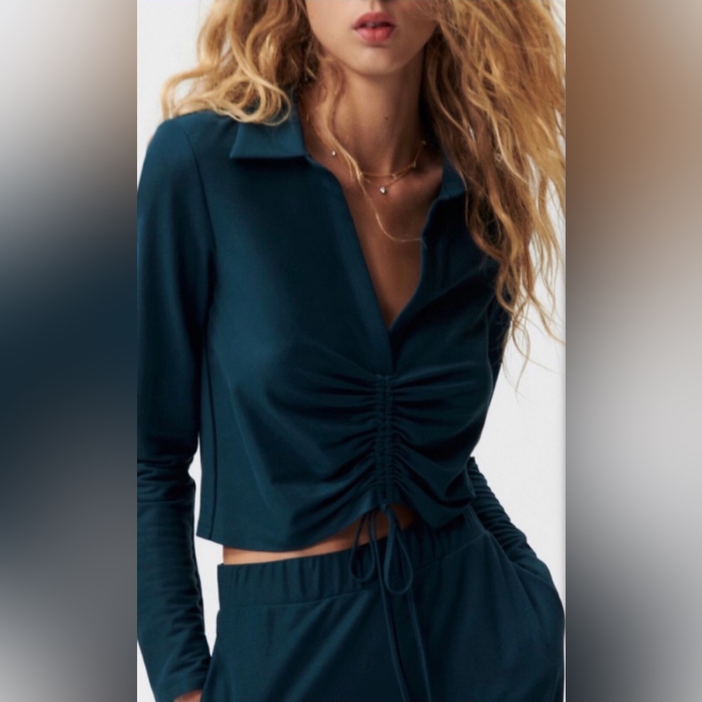 Zara Women’s Deep Green Casual Long Sleeves Top Size M